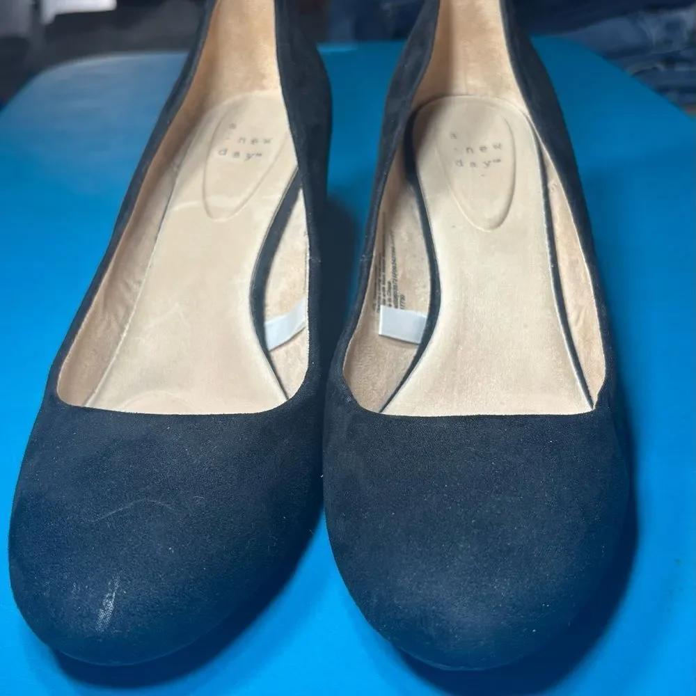 A New Day Black Suede Wedges Womens Size 9.5 EPC